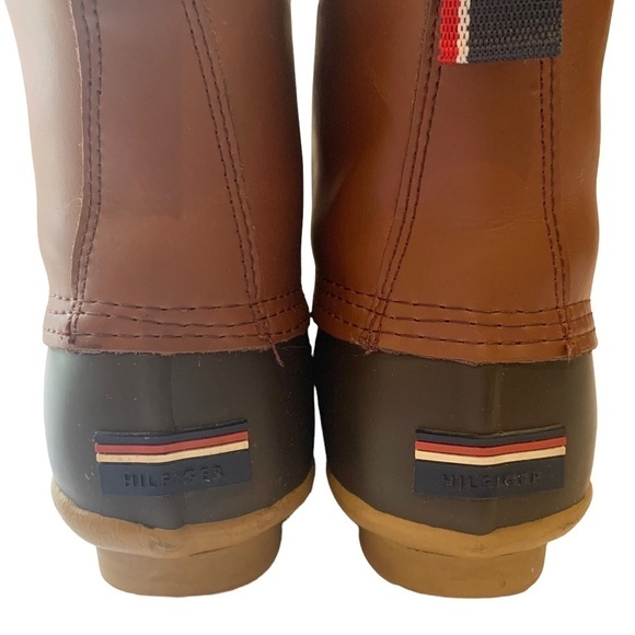 TOMMY HILFIGER | Women’s Brown Russel Faux Fur Lined Leather Duck Boots | Size 7 - Picture 5 of 11